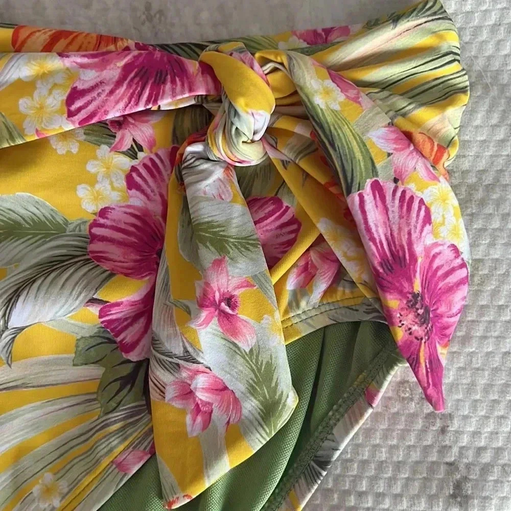 Bleu Rod Beattie Paradiso Halter Wire-Free Tankini Top and Bikini Bottom Size 12 - Picture 11 of 12